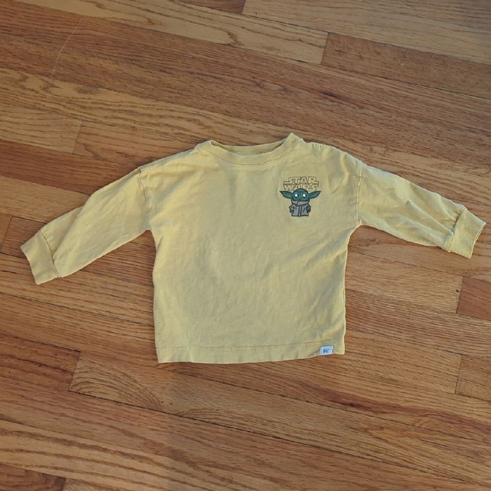 Baby GAP Star Wars Long-Sleeve Tee with Baby Yoda Graphics 12-18mo